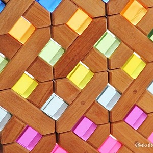 BAUSPIEL - X-Bricks en Lucent Cubes